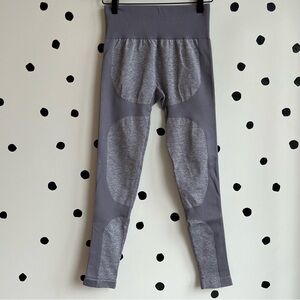 Moyooga Gray Ribbed Workout Leggings Size Small